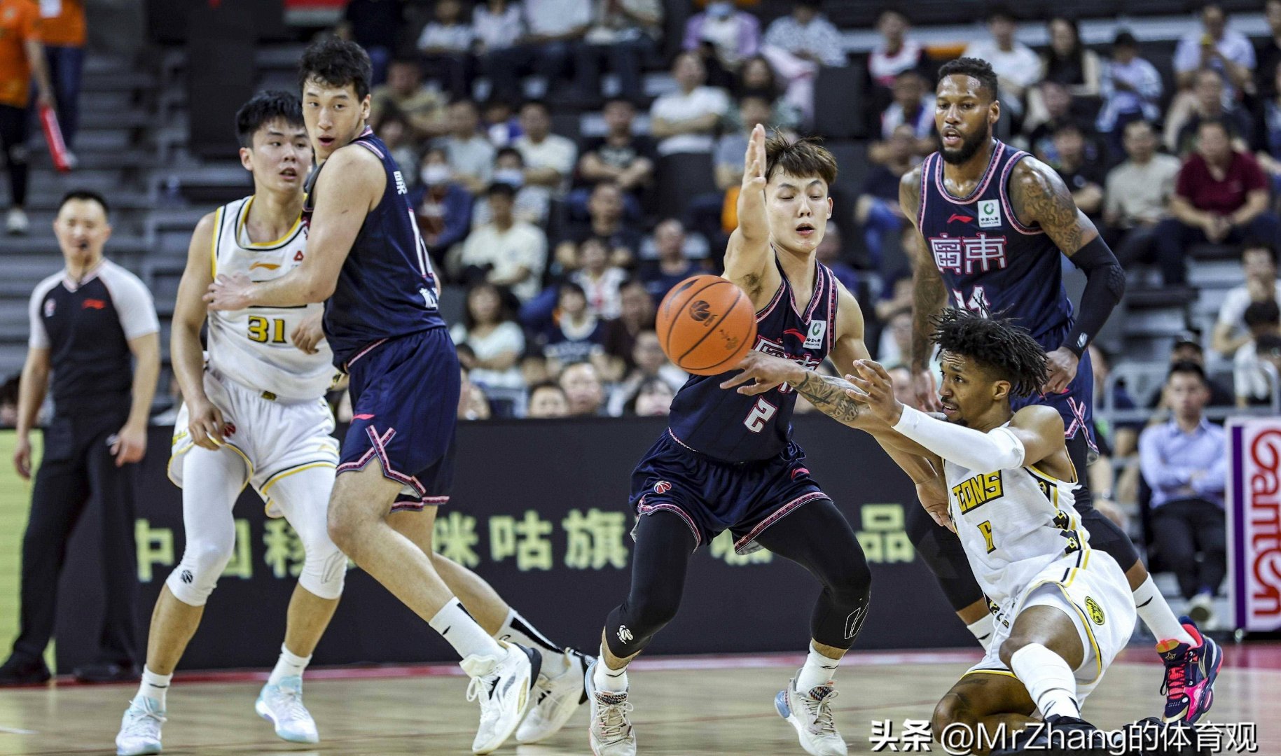 乐鱼体育-北京八一再胜山西男篮,豪取4连胜的简单介绍
